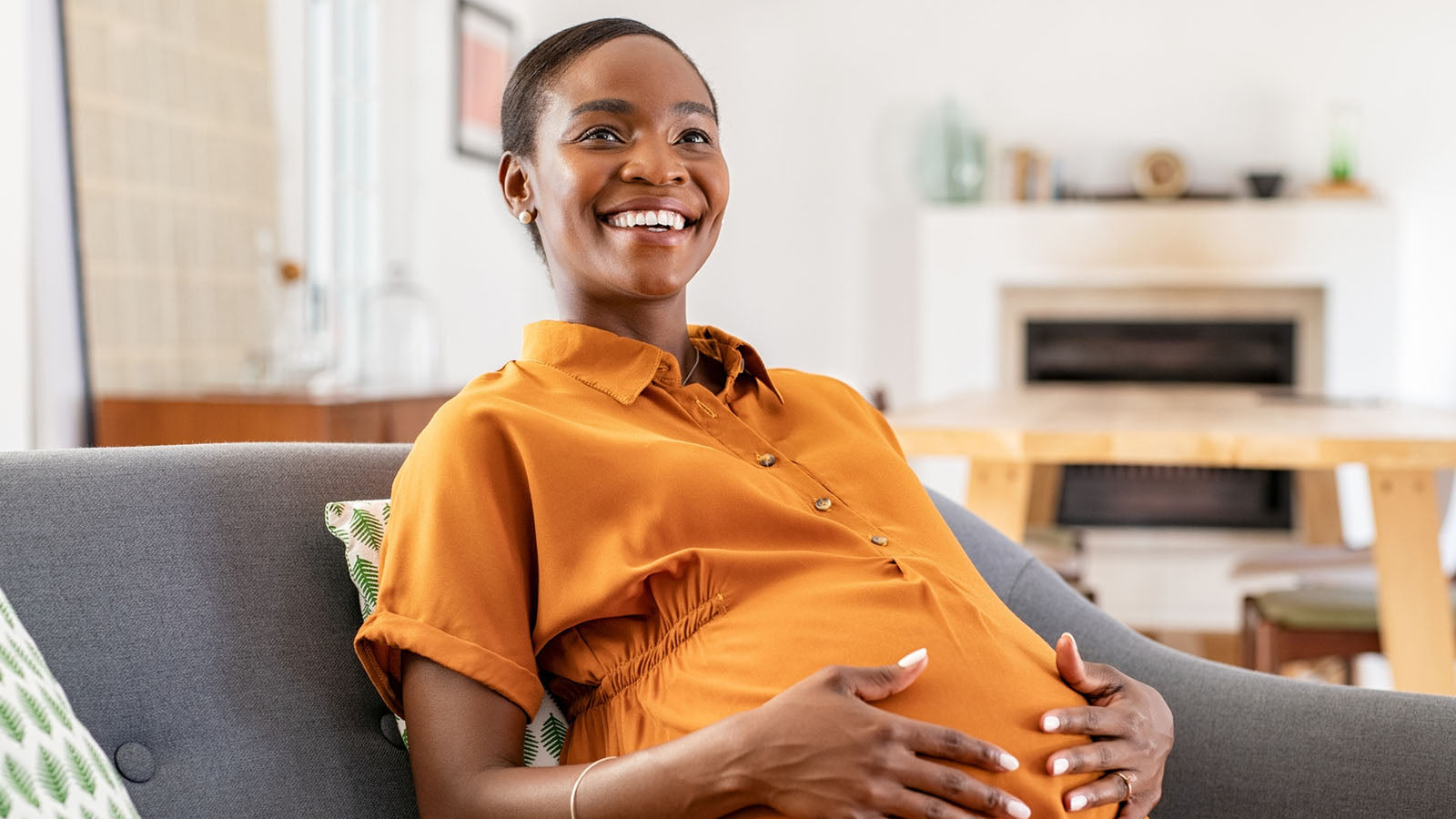 Want Pregnancy Glow Forever? Embrace This Holistic Approach to Skincare