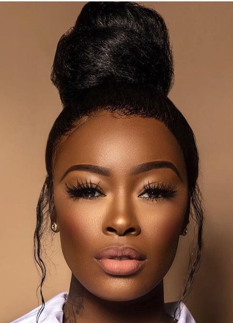 Get Your Makeup to Look Flawless with This Mask
